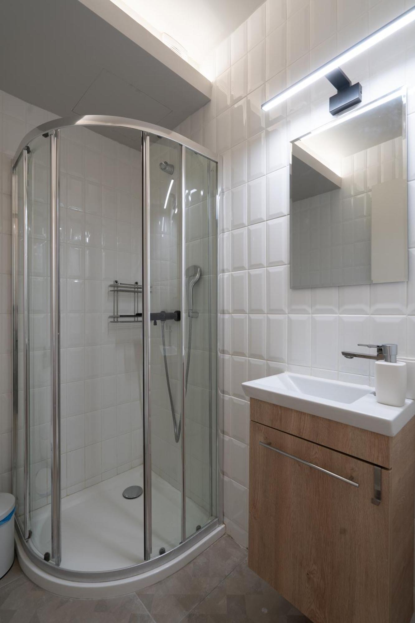 ☆Kalimarmaro 3Bd Apt For Max Fun & Comfortability☆ Athens Luaran gambar