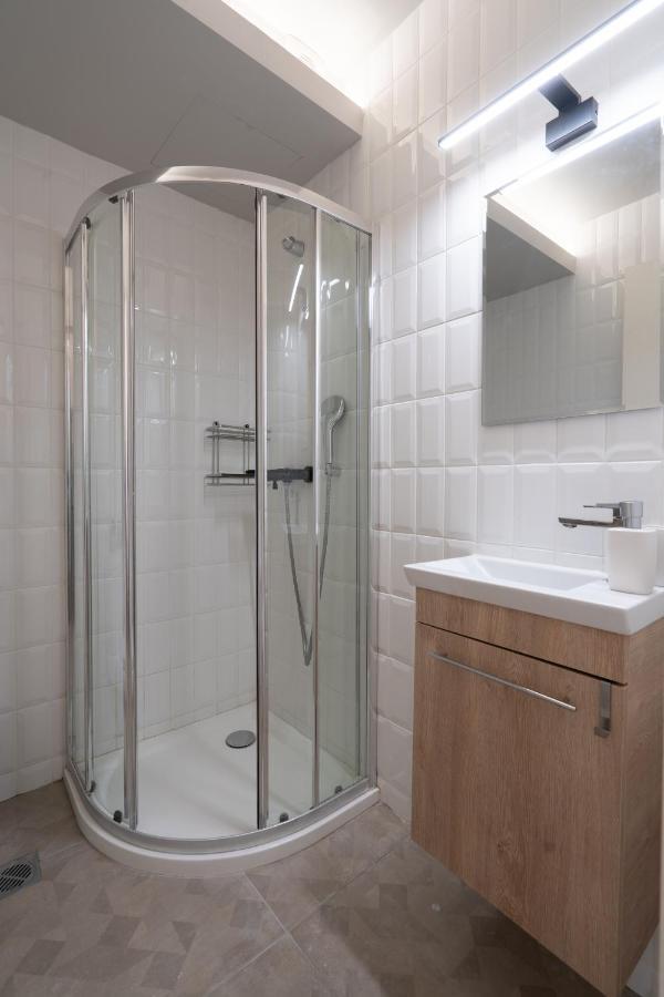 ☆Kalimarmaro 3Bd Apt For Max Fun & Comfortability☆ Athens Luaran gambar