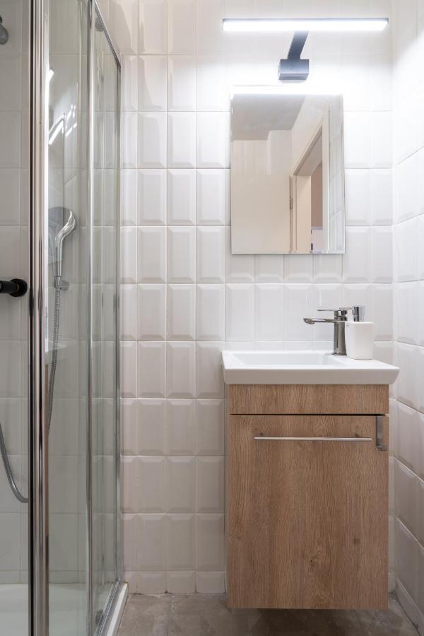☆Kalimarmaro 3Bd Apt For Max Fun & Comfortability☆ Athens Luaran gambar